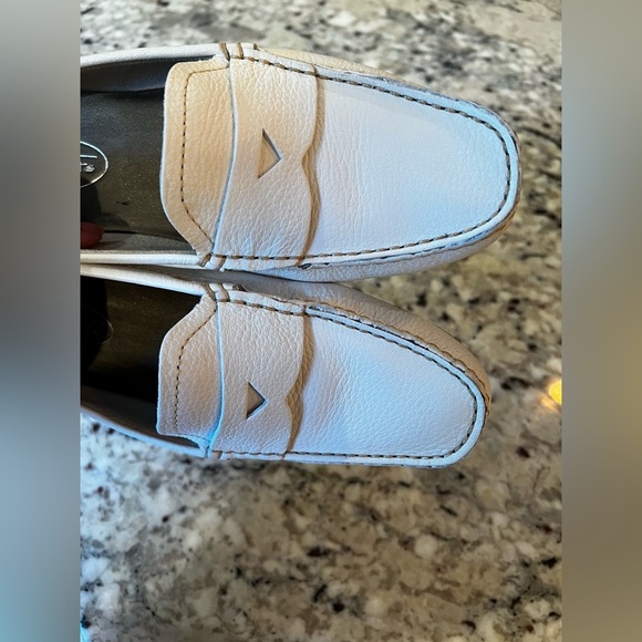 Talbots Women’s White Leather Loafers Nancy Square Toe Size 7.5 - Picture 7 of 9